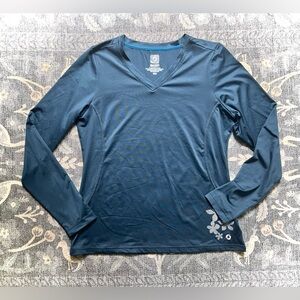 Aerie Fitted Long Sleeve Athletic top Tee in Blue with floral graphics